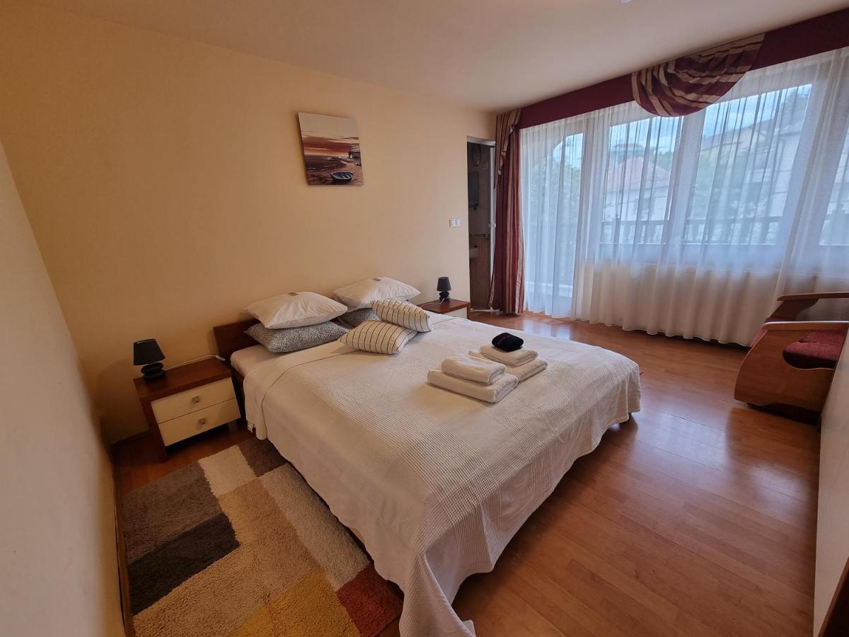Отель Abigel 2 Vendeghaz Мишкольц Экстерьер фото