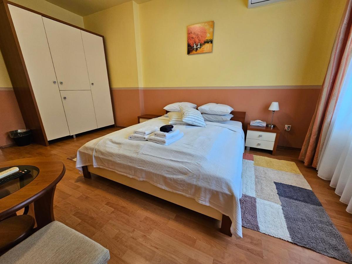 Отель Abigel 2 Vendeghaz Мишкольц Экстерьер фото